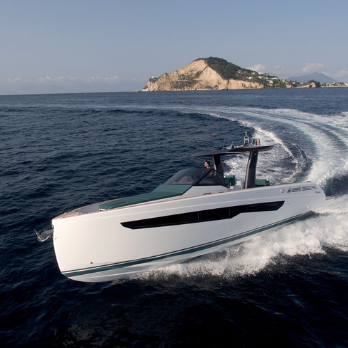 Vedette in-bord - SEAWALKER 39 - Fiart Mare - bimoteur / open / à console centrale