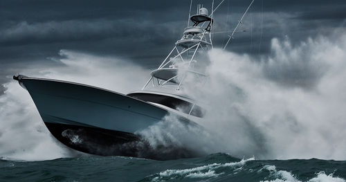Motor-yacht de pêche sportive - GT65 Carolina - Hatteras Yachts - à fly / 3 cabines