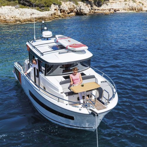 Cabin-cruiser hors-bord - MERRY FISHER 895 SPORT - Jeanneau - Motorboats - bimoteur / avec timonerie / de sport