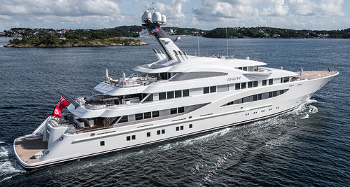 Mega-yacht de croisière - Gigia - Lurssen Yachts - traditionnel / raised pilothouse / avec héliport