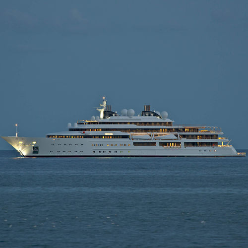Méga-yacht de croisière - KATARA - Lurssen Yachts - à fly / avec héliport