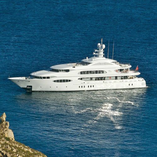 Mega-yacht de croisière - VIVE LA VIE  - Lurssen Yachts - avec timonerie