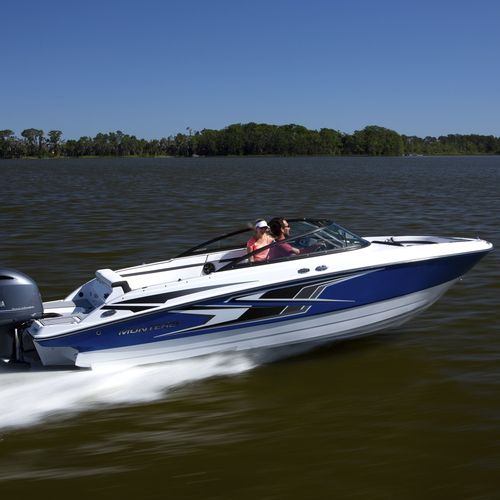 Runabout hors-bord - M-225 - Monterey Boats - à double console / bow-rider / open