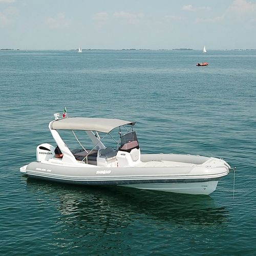 Bateau pneumatique hors-bord - Soleil 26 - Nautica Salpa - semi-rigide / à console centrale / open