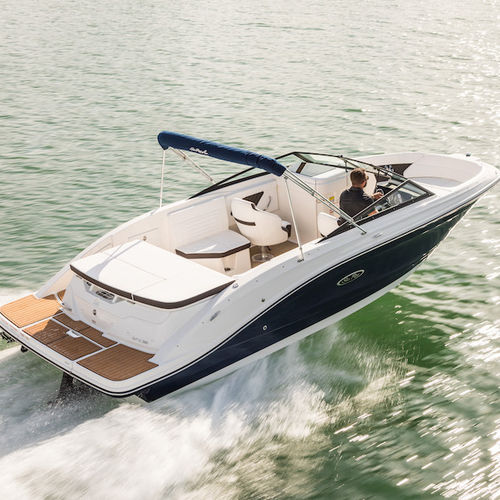 Runabout in-bord - SPX 230 - Sea Ray - à double console / bow-rider / open