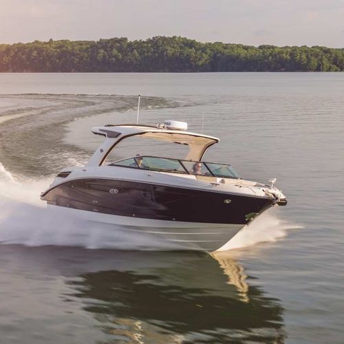 Runabout stern-drive - SLX 350 - Sea Ray - bimoteur / à double console / bow-rider