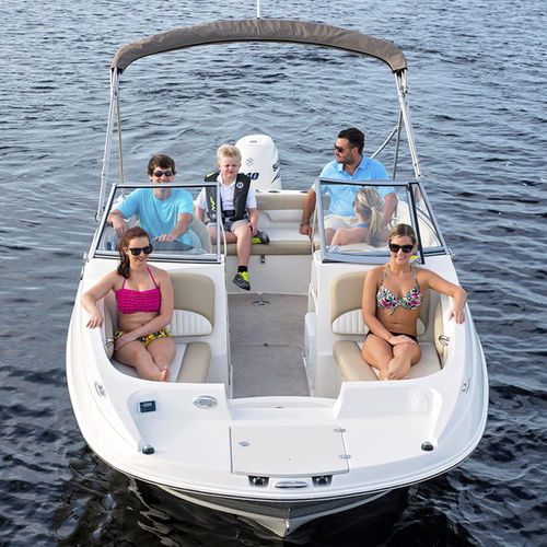 Deck-boat hors-bord - 201DC - Stingray Boats - de ski nautique / de pêche sportive / max. 10 personnes