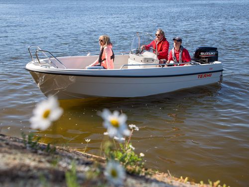 Coque open hors-bord - 450 CC - Terhi Oy - à console centrale / de pêche sportive / max. 7 personnes