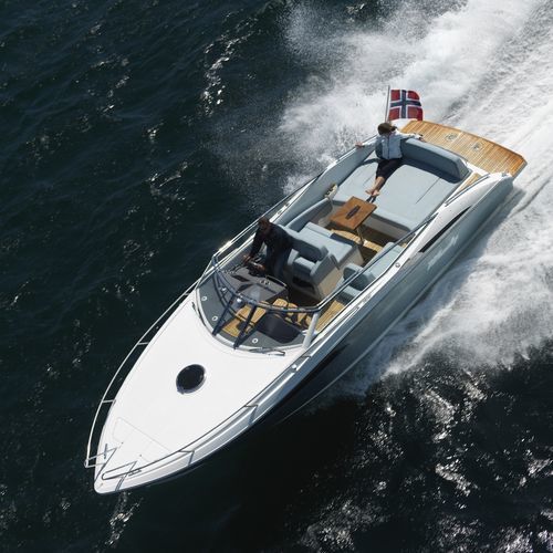 Vedette in-bord - 32Grand Zonda - Windy - bimoteur / open / à double console