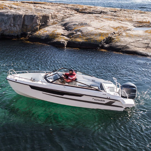 Runabout hors-bord - 63 BR - Yamarin - à double console / bow-rider / open