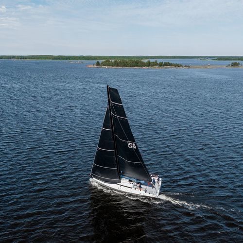 Voilier de course-croisière - ClubSwan 43 - Nautor Swan - one design / 1 cabine / bout-dehors
