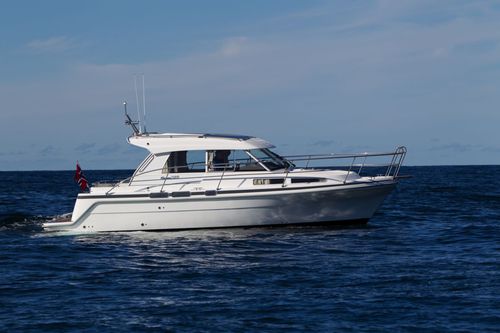 Vedette in-bord - SAGA 325 - Saga boats - diesel / hard-top