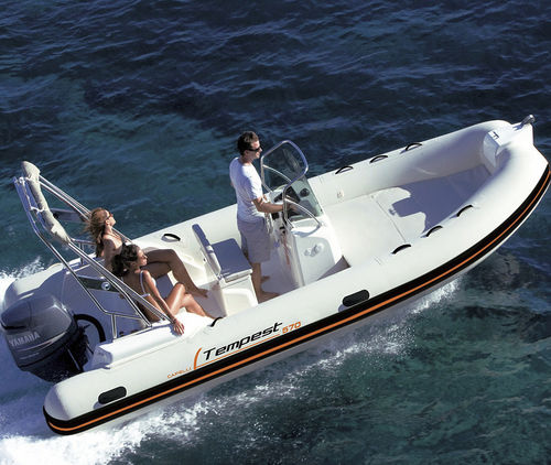 Bateau pneumatique hors-bord - TEMPEST 570 EASY  - Capelli - semi-rigide / à console centrale / open