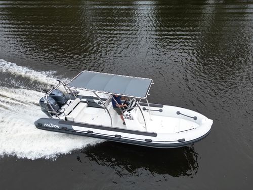 Bateau pneumatique hors-bord - 760 - Falcon Inflatables - RHIB / à console centrale / multiusage