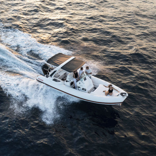 Bateau pneumatique hors-bord - Medline 7.5 GT - ZODIAC - semi-rigide / open / à console centrale