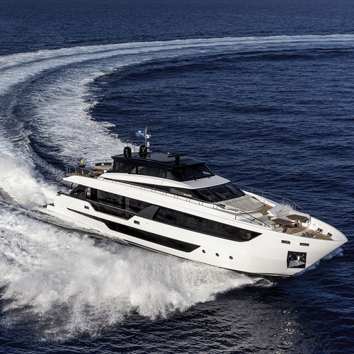 Motor-yacht de croisière - 1000 S - Ferretti Yachts - à fly / V-drive / 4 cabines