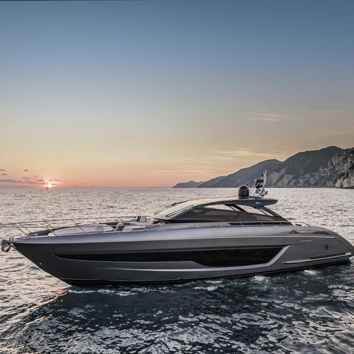 Motor-yacht de croisière - 68' DIABLE - Riva - hard-top / V-drive / 3 cabines