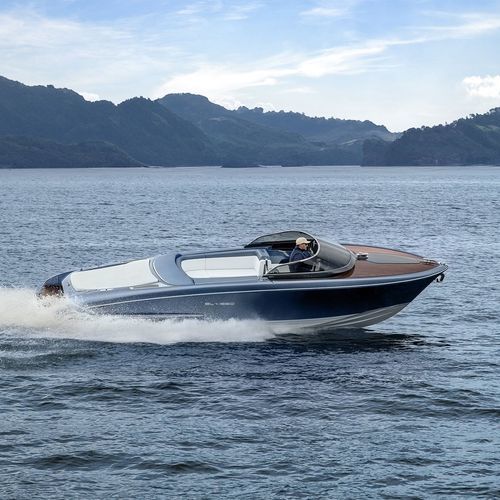 Runabout électrique - EL-ISEO - Riva - in-bord / à double console / open