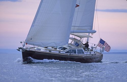 Sailing-yacht de grande croisière - 52 RS - Morris Yachts - 3 cabines / à cockpit central / en fibre de verre