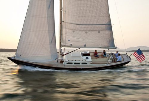 Voilier de croisière - M42 - Morris Yachts - 1 cabine / mât carbone