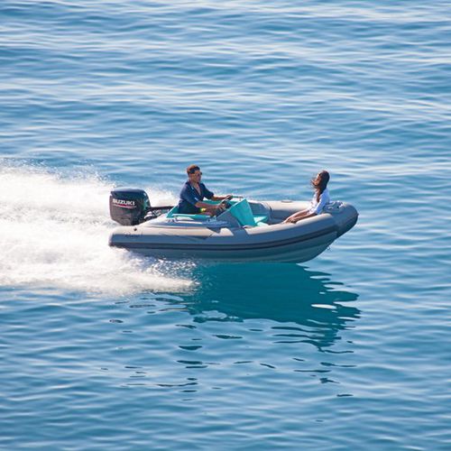 Bateau pneumatique hors-bord - CAYMAN ONE Luxury - Ranieri International - semi-rigide / à console latérale / open