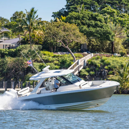 Vedette hors-bord - 34LS - Tiara Yachts - bimoteur / hard-top / bow-rider