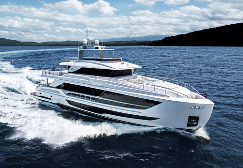 Super-yacht de croisière - FD110 Tri-deck - Horizon - avec timonerie / 8 cabines