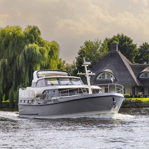 Motor-yacht de croisière - 55 SL AC Variotop® - Linssen Yachts B.V. - à fly / avec timonerie / 3 cabines
