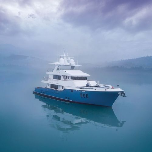 Motor-yacht de croisière - 96 - Nordhavn - trawler / à fly / coque à déplacement