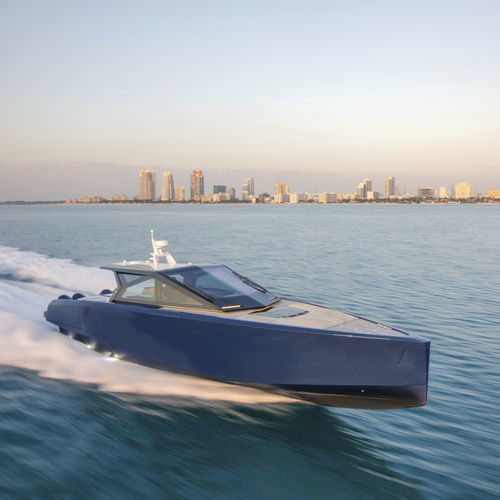 Motor-yacht de croisière - 58X - Wally - hard-top / 2 cabines / en carbone