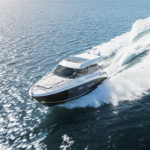 Vedette in-bord - 42 GRANDE COUPE - Regal - diesel / bimoteur / hard-top