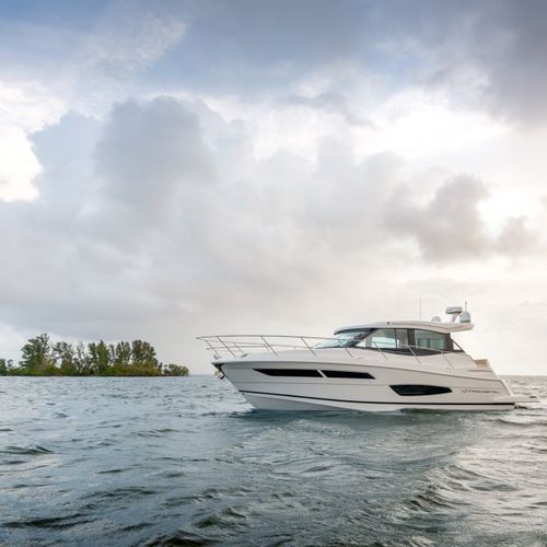 Vedette in-bord - 38 Grande Coupe - Regal - diesel / bimoteur / hard-top