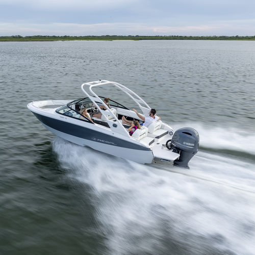 Runabout hors-bord - LX2 - Regal - bow-rider / open / de ski nautique