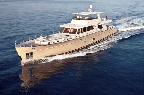 Motor-yacht de croisière - 97 - Vicem Yachts - à fly / 4 cabines / époxy