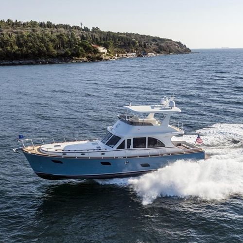 Motor-yacht traditionnel - 65 - Vicem Yachts - lobster / traditionnel / hard-top
