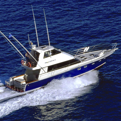 Motor-yacht de pêche sportive - PROVIDENCE - Warwick Yacht Design - à fly fermé / coque planante / en composite