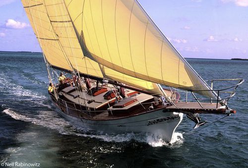 Sailing-yacht traditionnel - S/V MISTRAL - Legendary Yachts - à cockpit ouvert / goélette