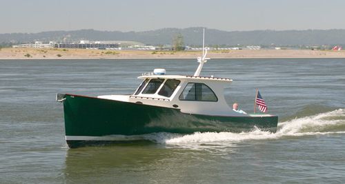Vedette in-bord - M/V ESCORT - Legendary Yachts - diesel / lobster / semi-custom