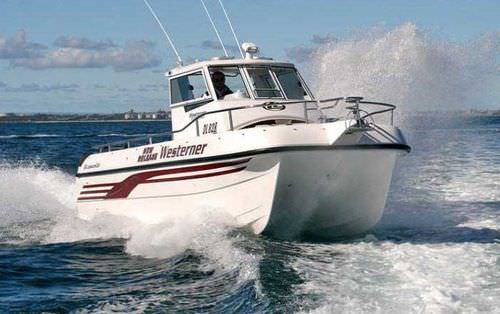 Bateau de pêche-promenade catamaran - 8000 Westerner - LeisureCat - hors-bord / bimoteur / coque planante