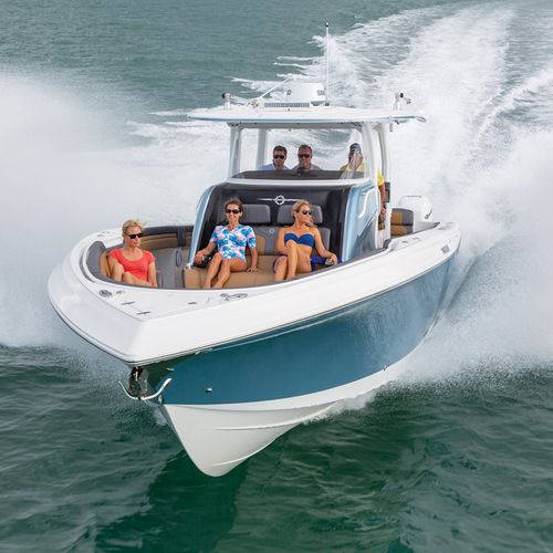 Coque open hors-bord - 43NX  - Fountain Powerboats - trimoteur / à console centrale / de plongée