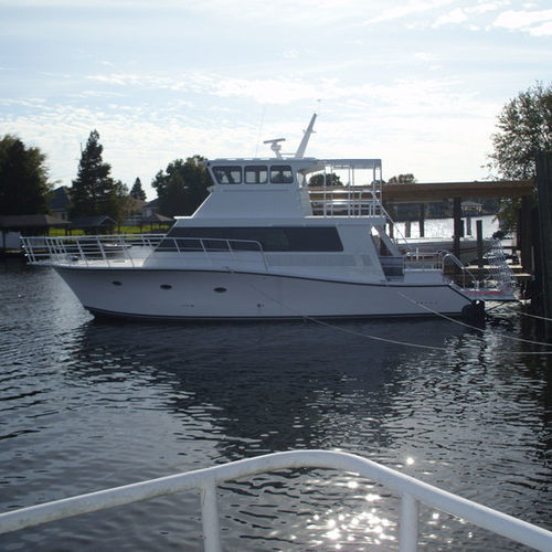 Motor-yacht de charter - 58' - Newton Boats - de plongée / à fly fermé