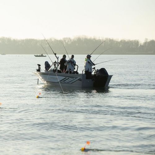 Bay boat hors-bord - PRO ANGLER XL 182 - Smoker Craft - à double console / open / bow-rider