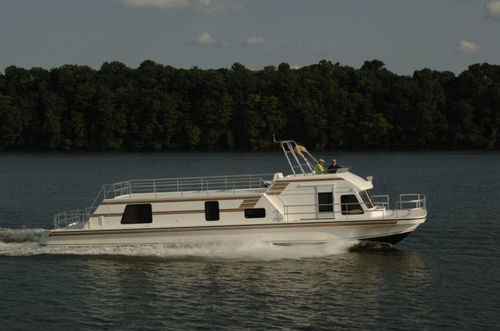 Bateau maison in-bord - 5900 LS Series - Gibson Boats - fluvial
