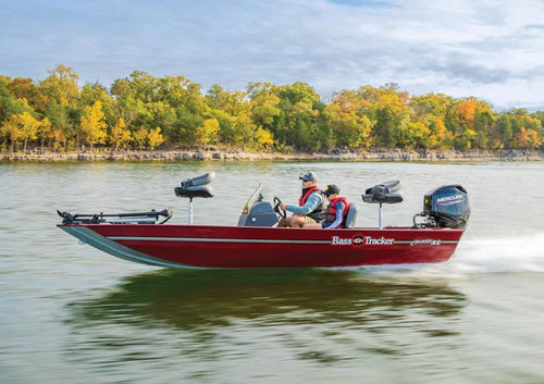 Bass boat hors-bord - CLASSIC XL - Fisher - à console latérale / open / de pêche sportive