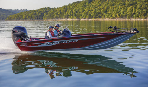 Bass boat hors-bord - PRO TEAM™ 195 TXW TOURNAMENT ED - Fisher - à console latérale / open / rapide