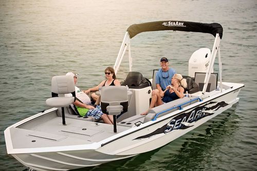 Deck-boat hors-bord - Easy 200 - SeaArk Boats - open / à console latérale / de ski nautique
