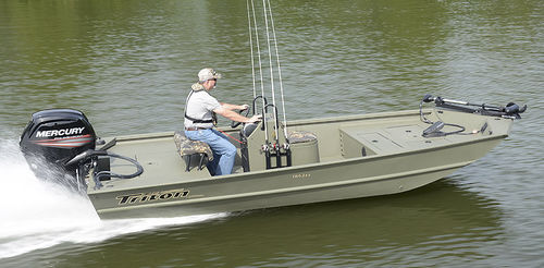 Jon boat hors-bord - 1862 CC - Triton Boats - à console centrale / de pêche sportive / en aluminium