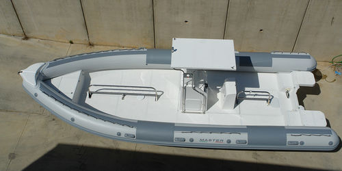 Bateau de support pour la plongée - 870  - Master - hors-bord / bateau pneumatique semi-rigide