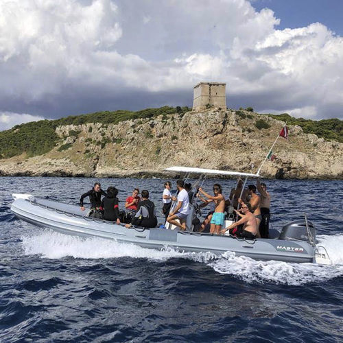 Bateau de support pour la plongée - 775 - Master - hors-bord / bateau pneumatique semi-rigide