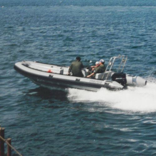 Bateau pneumatique hors-bord - TOP GUN 964 - Mostro - bimoteur / semi-rigide / à console centrale